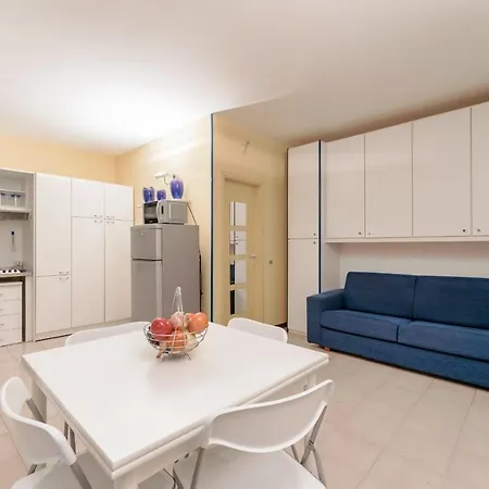 Apartment Casa Lugana 10 - Monolocale Con Piscina Direttamente A Lago *